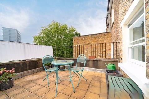 2 bedroom apartment for sale, Sutherland Avenue, Maida Vale, W9