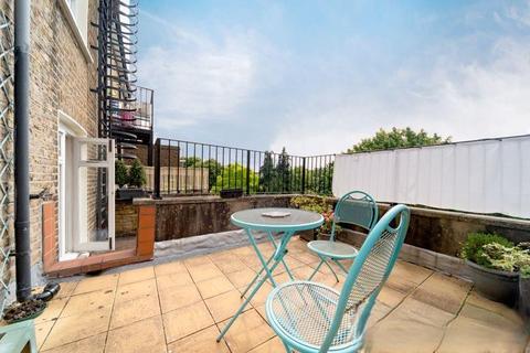 2 bedroom apartment for sale, Sutherland Avenue, Maida Vale, W9