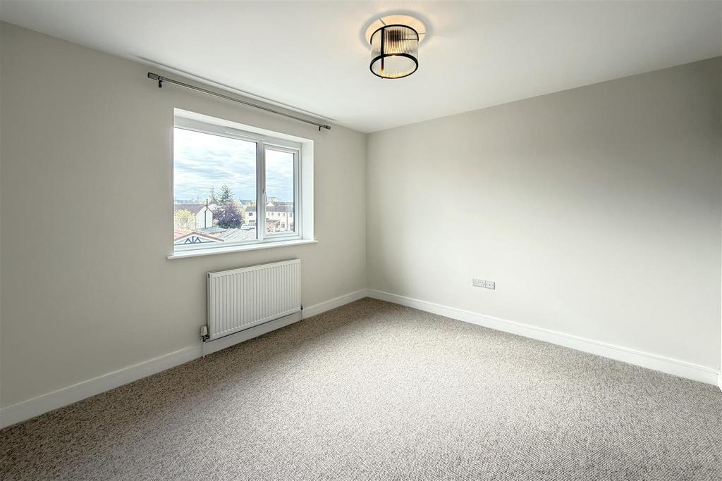 Bedroom 1.JPG