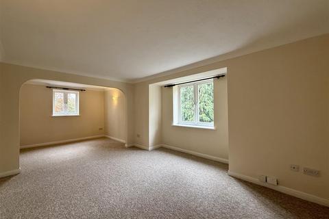 undefined, Thornfield Green, Blackwater GU17