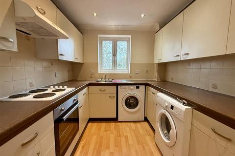 undefined, Thornfield Green, Blackwater GU17
