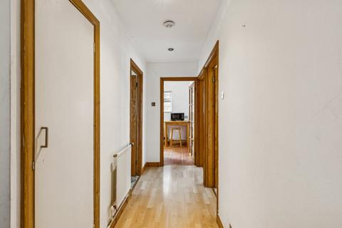 1 bedroom flat for sale, Grove Road, Barnes, London