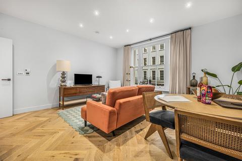 1 bedroom flat to rent, Charlotte Street, London