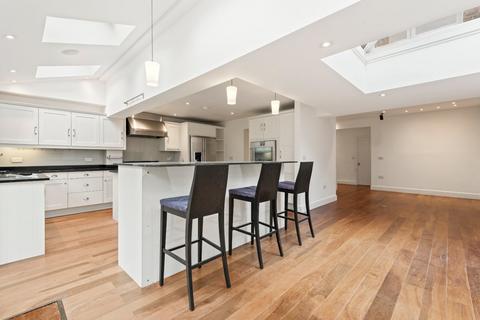 undefined, Walham Grove, London
