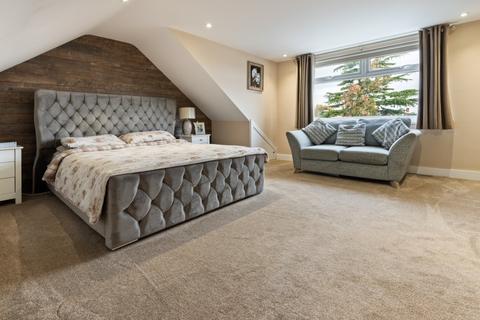 4 bedroom semi-detached house for sale, Rudham Avenue, Grimsby, DN32