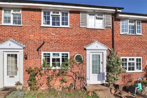 6 Cavenham Close, Woking, GU22 7TL