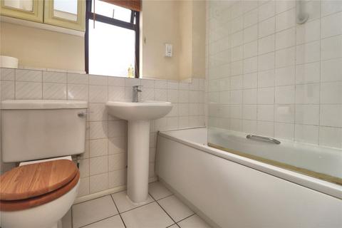 1 bedroom maisonette for sale, Templecombe Mews, Woking GU22