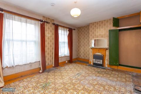 3 bedroom terraced house for sale, Church Street, Taunton