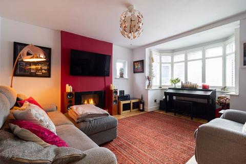 undefined, Sandy Lane South, Wallington