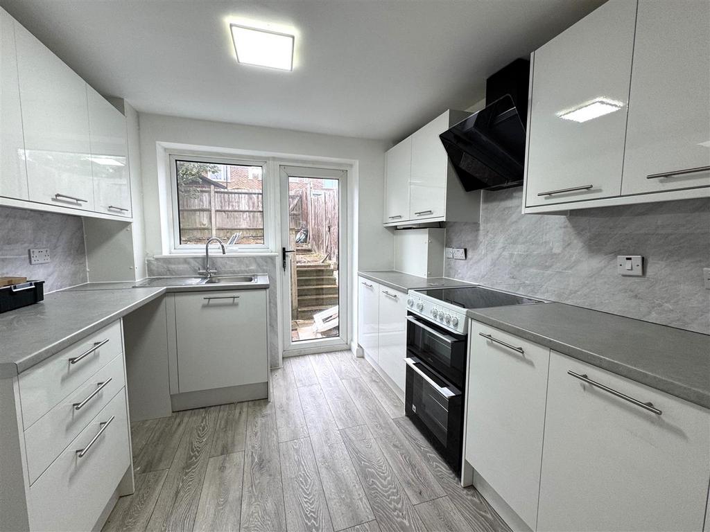 Kitchen .jpg