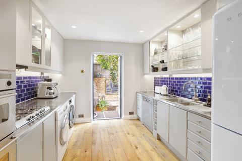 4 bedroom flat for sale, Burnaby Street, Chelsea, London