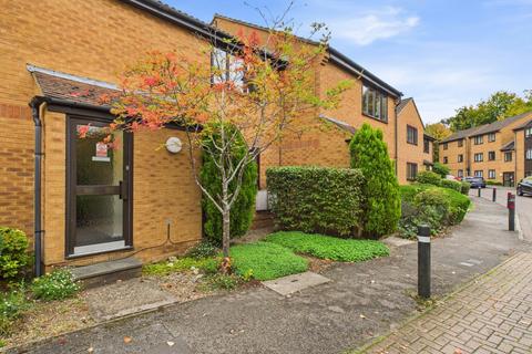 undefined, Knaves Hollow, Wooburn Moor, High Wycombe, Buckinghamshire, HP10