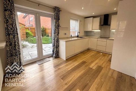 3 bedroom townhouse to rent, Michael Faraday Avenue, Rochdale