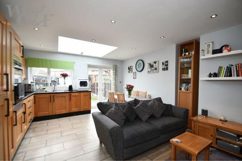 3 bedroom semi-detached house for sale, Hollydale Road, Birmingham B24
