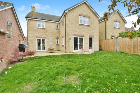 4 bedroom detached house for sale, Kilby Crescent, St Andrews Ridge, Swindon