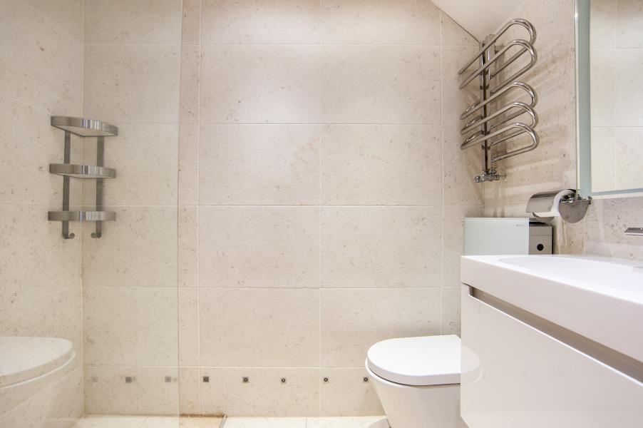 73953 2312416 IMG 05 0000.jpeg