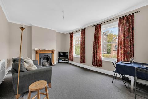 2b Glensdale Road, London, SE4 1UE