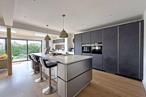 4 bedroom detached house for sale, Newlands Road, Sidmouth