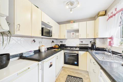 22 Aspen Drive, Quedgeley, Gloucester, GL2 4EN