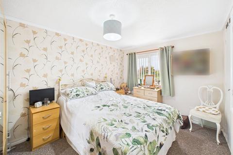 22 Aspen Drive, Quedgeley, Gloucester, GL2 4EN