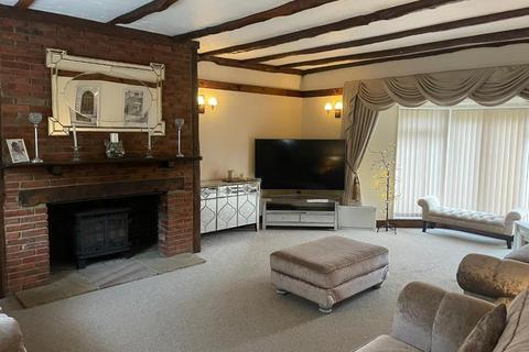 3 bedroom detached house for sale, Pitt Road, Kingswood, Maidstone, Kent, ME17 3NR
