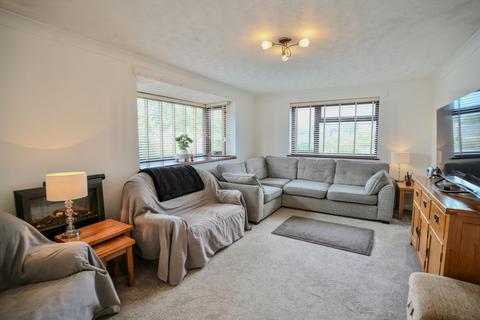 5 bedroom detached house for sale, Henry Blogg Road, Cromer, NR27