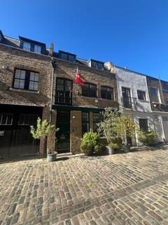 Office to rent, 27A Brownlow Mews London WC1N 2LQ