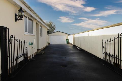 3 bedroom detached bungalow for sale, Redwood Close, Long Lee, Keighley, BD21