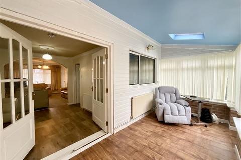 undefined, Finchwell Crescent, Sheffield, Sheffield, S13 9DE