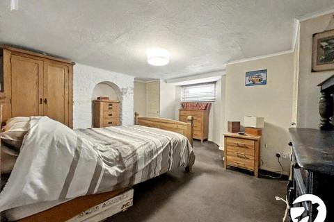 undefined, Edinburgh Road, Chatham, Kent, ME4