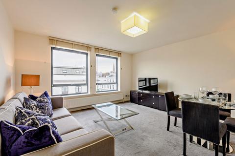 2 bedroom flat to rent, Fulham Road, London SW3