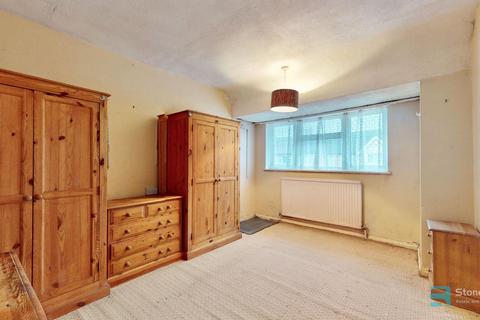 3 bedroom end of terrace house for sale, Orchard Road, Dagenham, RM10