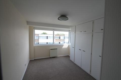 undefined, Wanstead E11
