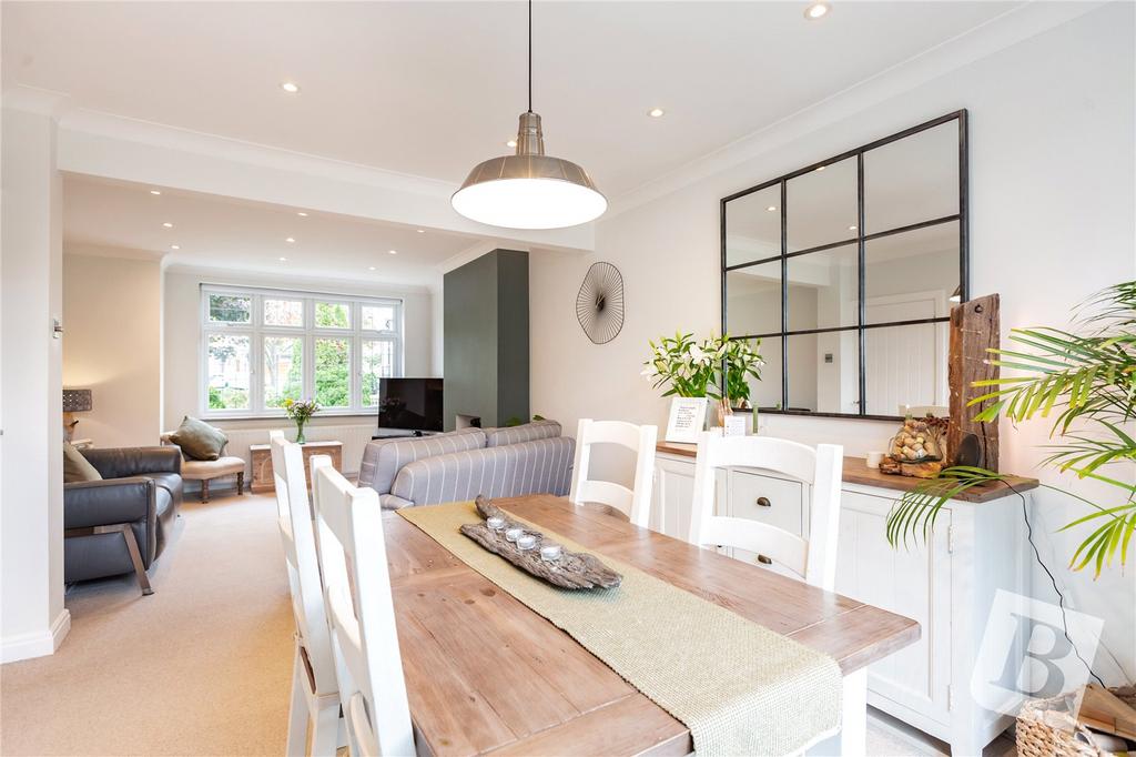 Dining / Living