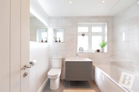 3 bedroom semi-detached house for sale, Helmsdale Road, Romford, RM1
