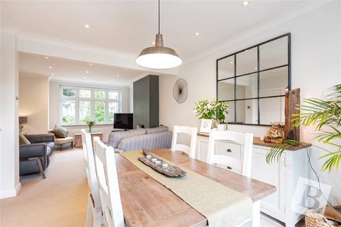 34 Helmsdale Road, Romford, RM1 4DW