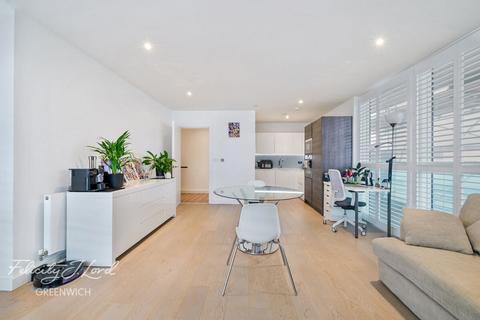 2 bedroom flat for sale, River Gardens Walk, Greenwich, SE10 0UA