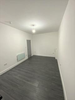 undefined, Liverpool L12
