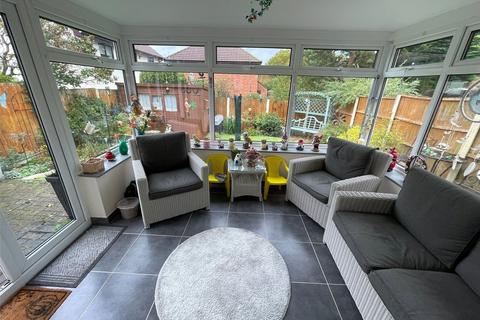 undefined, Warwick Road, Rayleigh, Essex, SS6