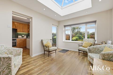 undefined, Connaught Avenue, Grays