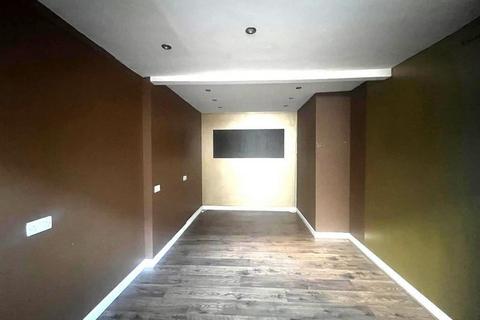 Retail property (high street) to rent, 4 Water St Carmarthen SA31 1PY