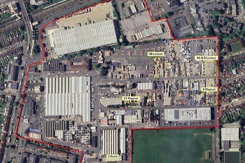Distribution warehouse to rent, East Lane Rd Wembley HA9 7NQ