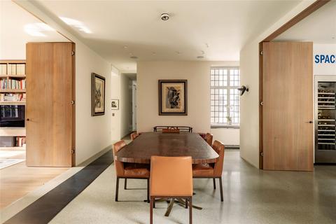 5 bedroom apartment for sale, Orchard Court, Marylebone W1H
