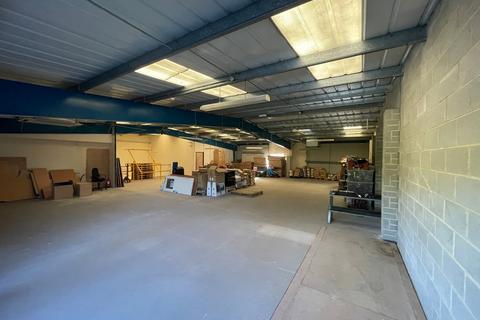Warehouse to rent, Brook Ln Westbury BA13 4ER
