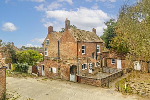 4 bedroom semi-detached house for sale, Manor Farm, Meadow Lane, South Hykeham, Lincoln, Lincolnshire, LN6