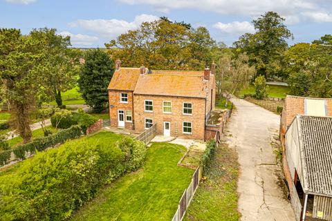 4 bedroom semi-detached house for sale, Manor Farm, Meadow Lane, South Hykeham, Lincoln, Lincolnshire, LN6