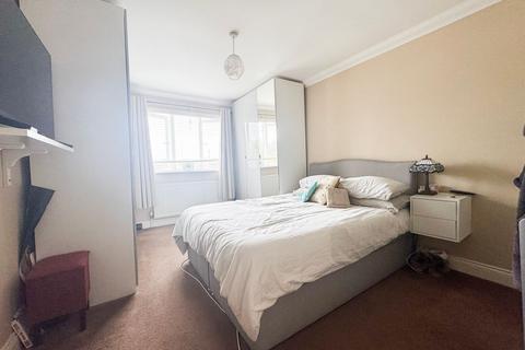 4 bedroom detached house for sale, Bartley Road, Benfleet, SS7