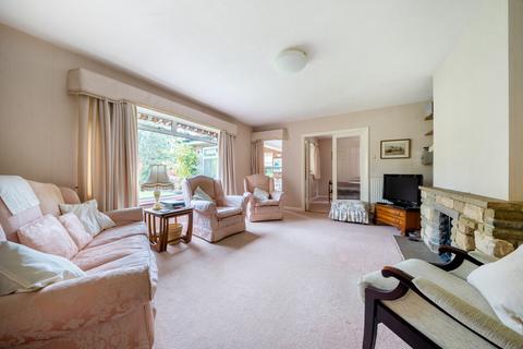 4 bedroom detached house for sale, Clifford Manor Road, Guildford, Surrey, GU4