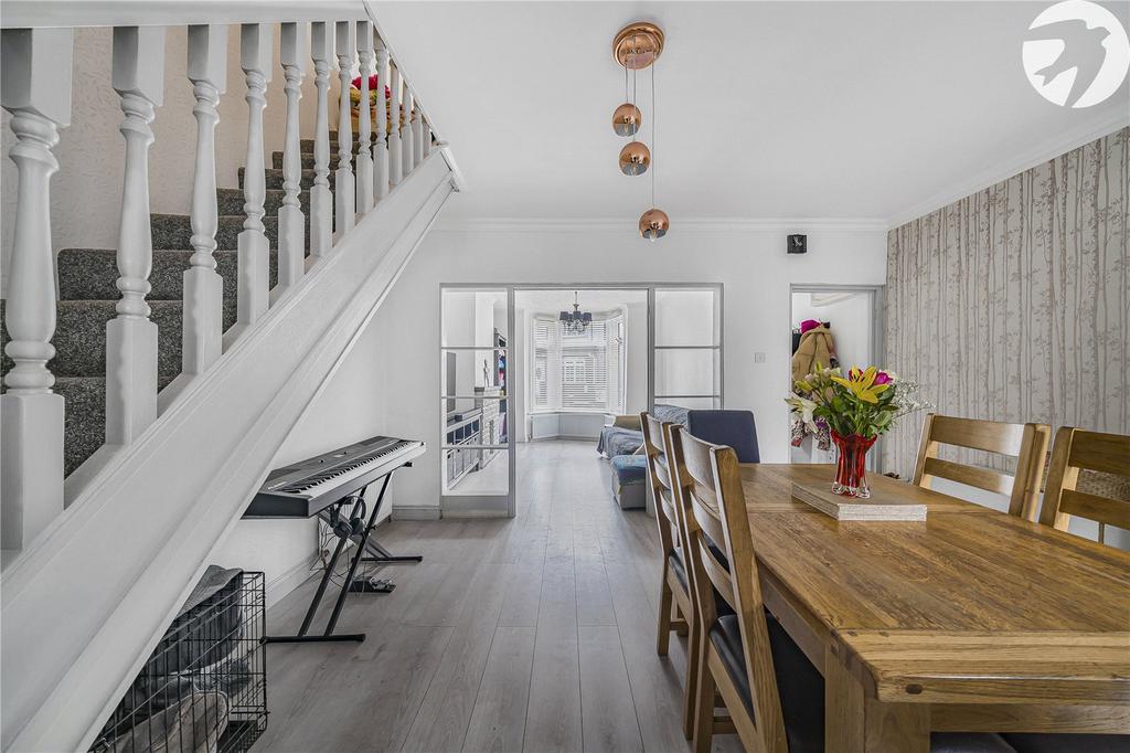 Living/Dining Area