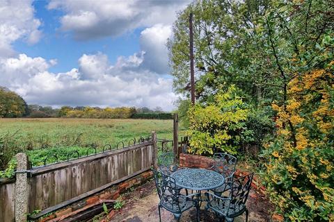 3 bedroom bungalow for sale, (Kennel Lane), Hookwood, Surrey, RH6